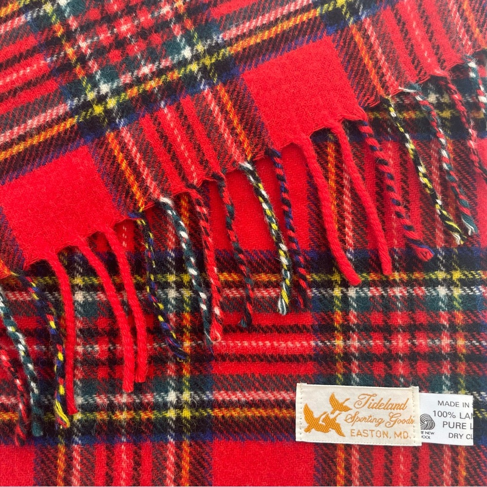 Vintage Red Tartan Plaid 100% Lambswool Scarf Made in Scotland - Picture 5 of 14